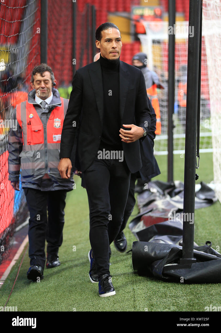 thời trang Virgil van Dijk