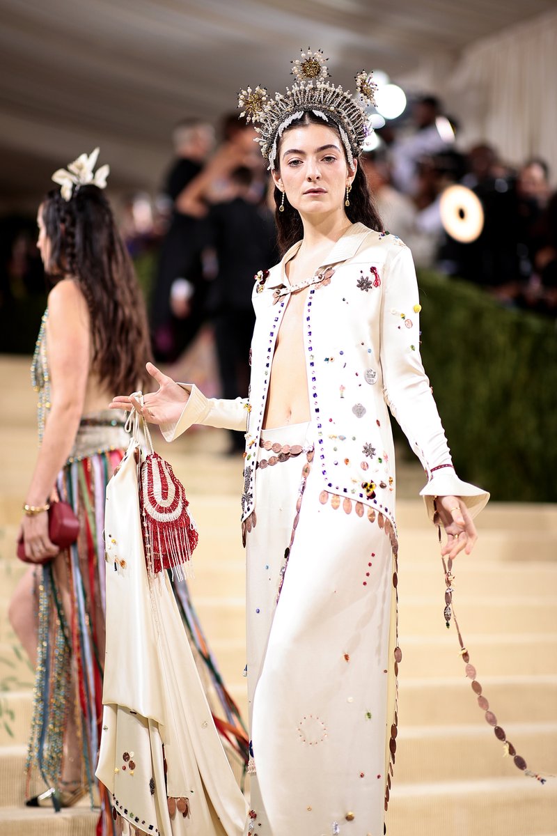 outfit thể thao của Saweetie 0039