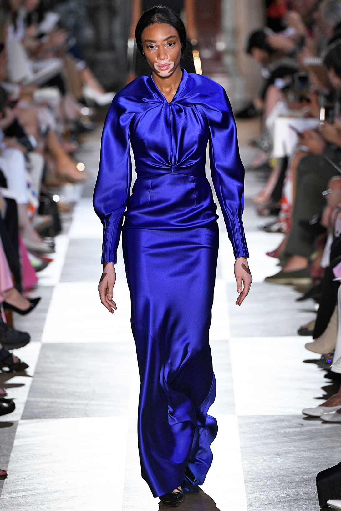 outfit thể thao của Winnie Harlow 0037