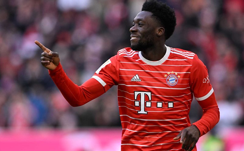 thời trang Alphonso Davies 0014